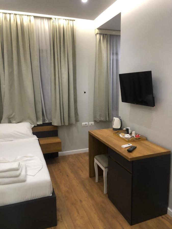 تيرانا Andys Rooms Hotel المظهر الخارجي الصورة