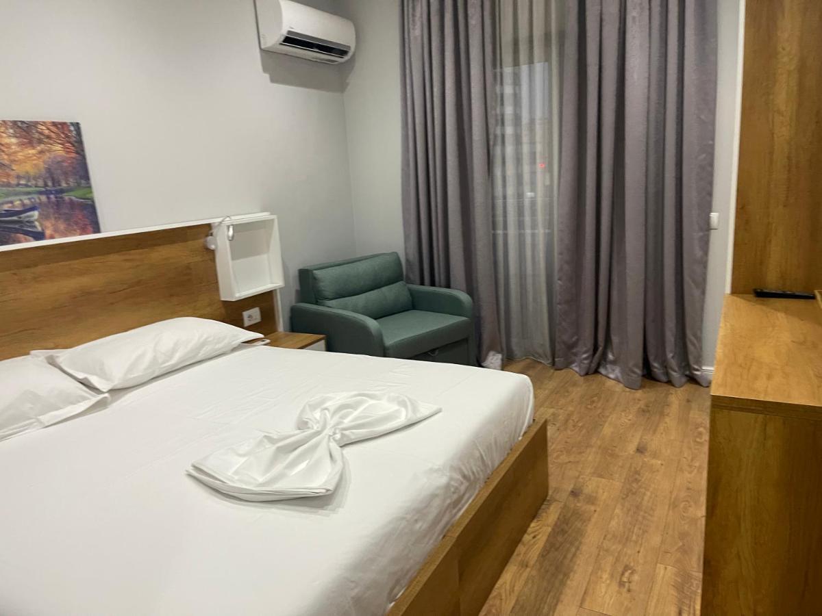 تيرانا Andys Rooms Hotel المظهر الخارجي الصورة